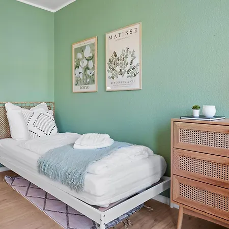 Zentrale Vollmoeblierte&moderne Nahe Btu, Parkplatz Auf Anfrage Apartmán *