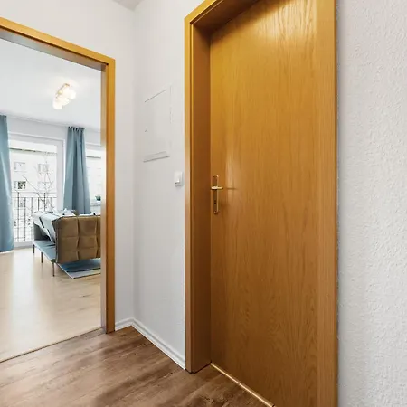 Zentrale Vollmoeblierte&moderne Nahe Btu, Parkplatz Auf Anfrage