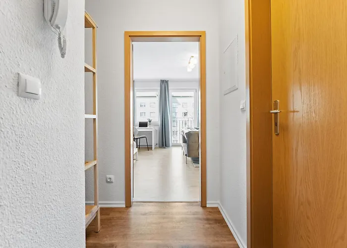 Zentrale Vollmoeblierte&moderne Nahe Btu, Parkplatz Auf Anfrage *